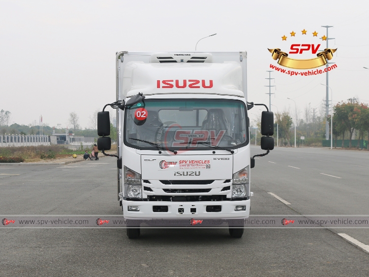 4 Tons Reefer Truck ISUZU - Front Side View